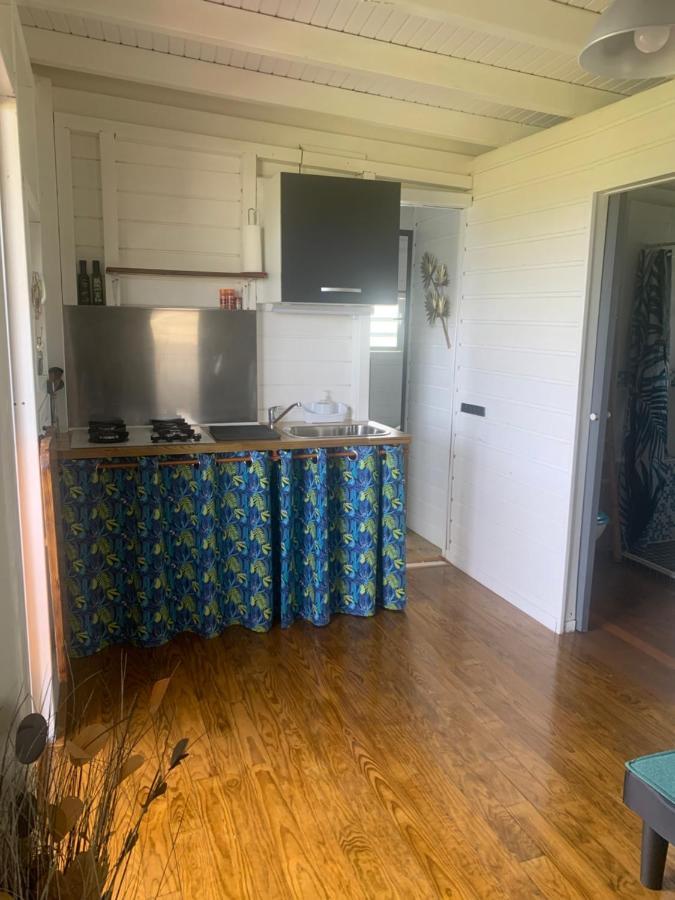 Gîte face à la mer des caraibes Sainte-Rose Esterno foto